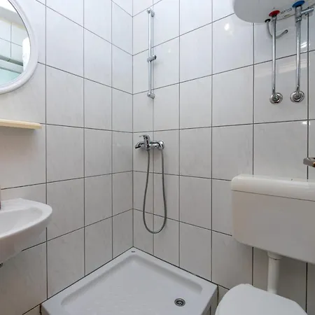 6677b Apartmán *