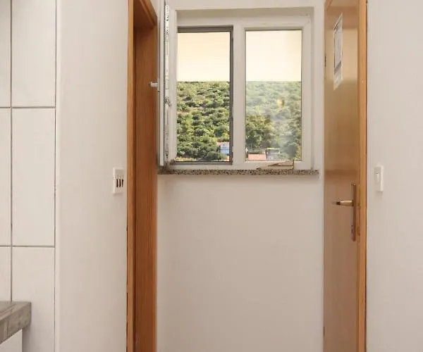 Apartment 6677b